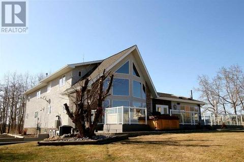39525 Highway 766, Home with 4 bedrooms, 4 bathrooms and null parking in Lacombe County AB | Card Image