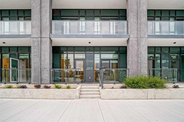 th9 - 4085 Parkside Village Dr, Townhouse with 3 bedrooms, 3 bathrooms and 1 parking in Mississauga ON | Image 1