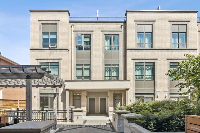 3 - 52 Holmes Ave, Townhouse with 2 bedrooms, 2 bathrooms and 1 parking in Toronto ON | Image 1