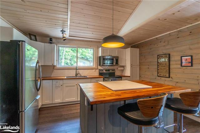 1032 Lakeshore Drive S, House detached with 4 bedrooms, 2 bathrooms and 6 parking in Bracebridge ON | Image 23