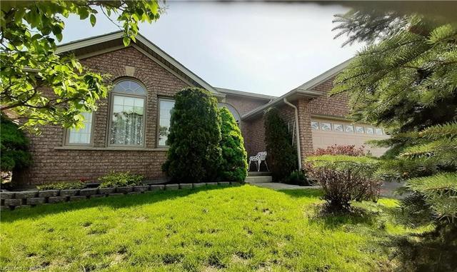 65 Daugaard Avenue, House detached with 3 bedrooms, 2 bathrooms and 4 parking in Brant ON | Image 1