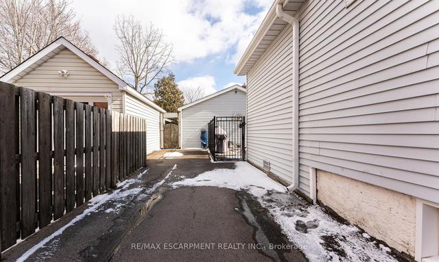 3 Second St S, House detached with 3 bedrooms, 2 bathrooms and 4 parking in Hamilton ON | Image 33