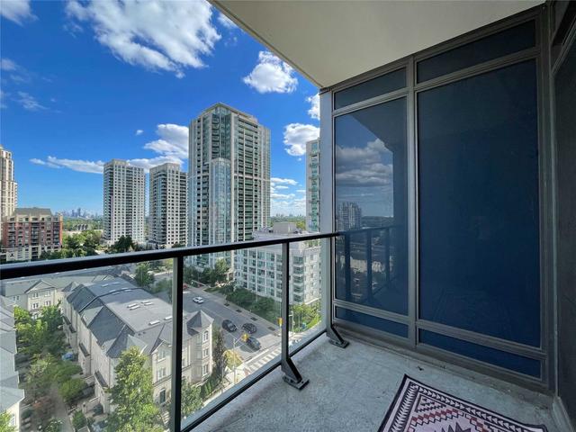 1106 - 28 Avondale Ave, Condo with 1 bedrooms, 1 bathrooms and 1 parking in Toronto ON | Image 9