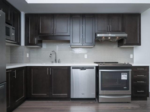 901 - 38 Cedarland Dr, Condo with 1 bedrooms, 2 bathrooms and 1 parking in Markham ON | Image 8