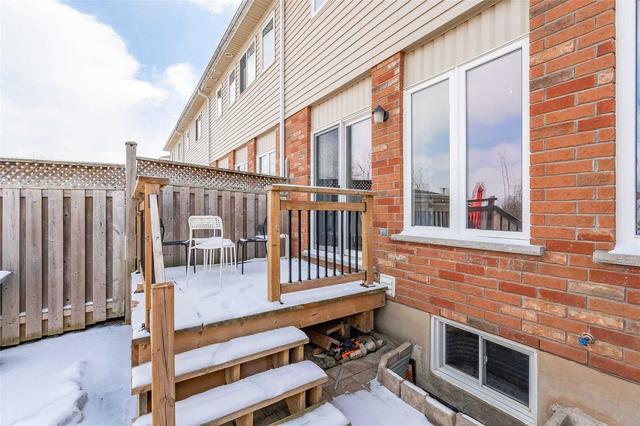 88 Mussen St, House attached with 3 bedrooms, 3 bathrooms and 3 parking in Guelph ON | Image 10