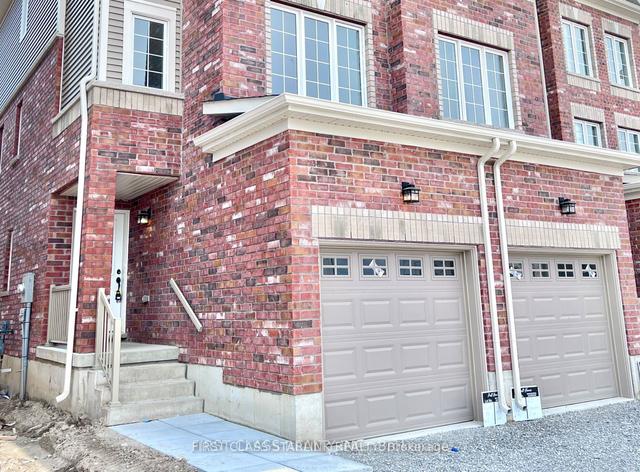 23 Tobias Lane, House attached with 2 bedrooms, 1 bathrooms and 2 parking in Barrie ON | Image 8