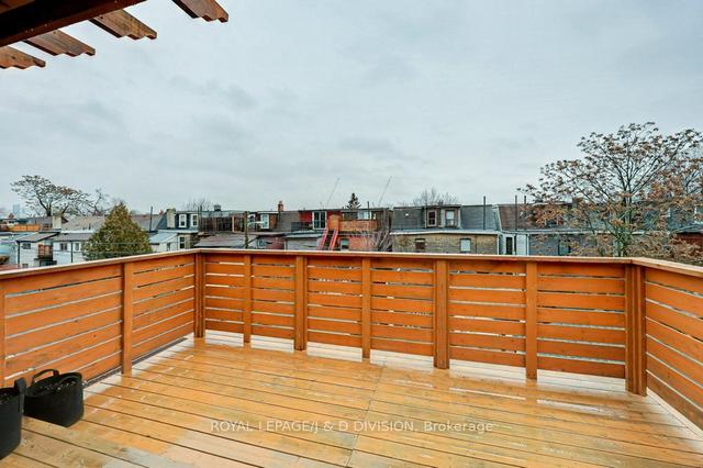 1095.5 Davenport Rd, House semidetached with 3 bedrooms, 3 bathrooms and 2 parking in Toronto ON | Image 17