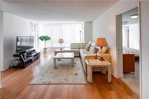 306 - 18 Parkview Ave, Condo with 3 bedrooms, 2 bathrooms and 1 parking in Toronto ON | Image 4