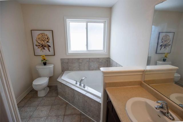 38 Agincourt Cres, House detached with 3 bedrooms, 3 bathrooms and 5 parking in St. Catharines ON | Image 18