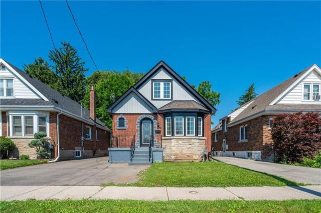lower - 138 Tuxedo Avenue S, House detached with 2 bedrooms, 1 bathrooms and 4 parking in Hamilton ON | Image 1