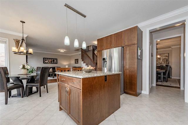 56 Ingram Dr, House detached with 5 bedrooms, 4 bathrooms and 4 parking in Guelph ON | Image 7