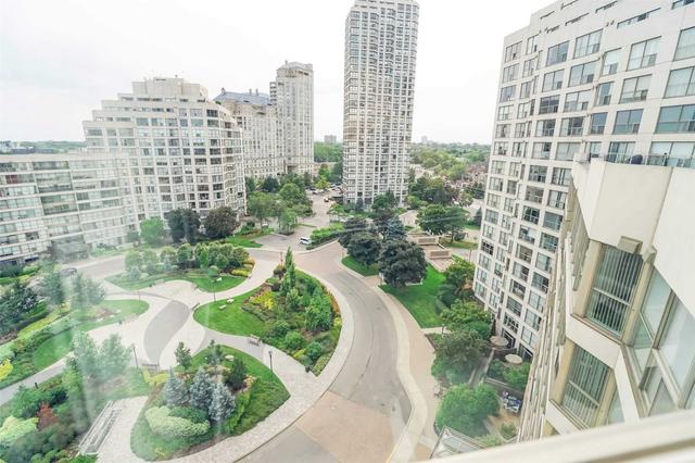 sph8 - 2261 Lake Shore Blvd W, Condo with 2 bedrooms, 2 bathrooms and 2 parking in Toronto ON | Image 14
