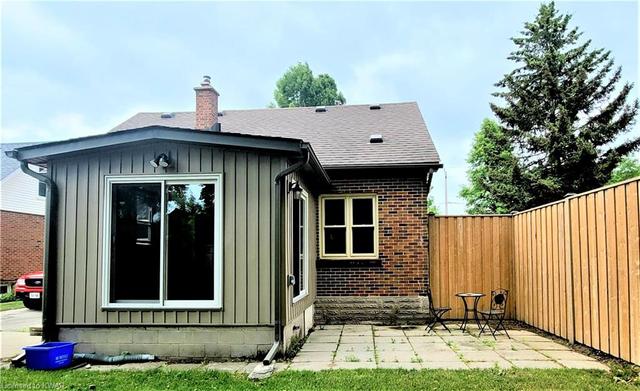 84 Belleview Avenue, House detached with 3 bedrooms, 1 bathrooms and 4 parking in Kitchener ON | Image 42