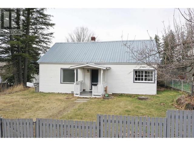 355 Wilson Street, House detached with 2 bedrooms, 1 bathrooms and null parking in Quesnel BC | Image 1