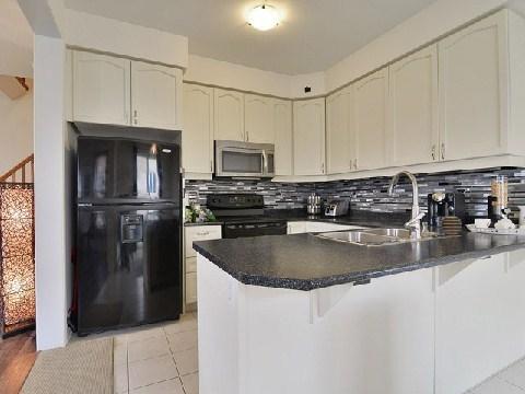 81 Ruhl Dr, House detached with 4 bedrooms, 3 bathrooms and 2 parking in Milton ON | Image 6