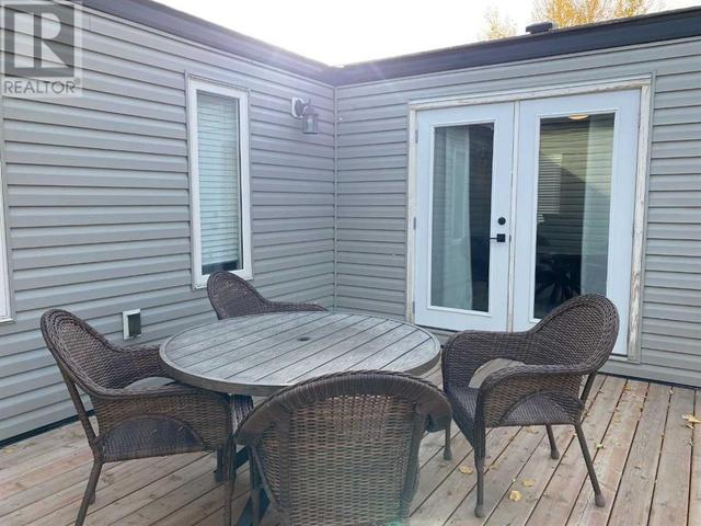 5, - 1048 Elk Avenue, Home with 2 bedrooms, 1 bathrooms and 2 parking in Pincher Creek AB | Image 40