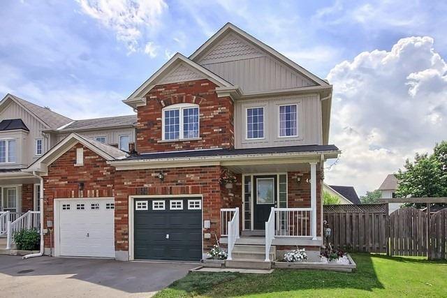 46 Lilly Mckeowan Cres, House attached with 3 bedrooms, 3 bathrooms and 3 parking in East Gwillimbury ON | Image 1