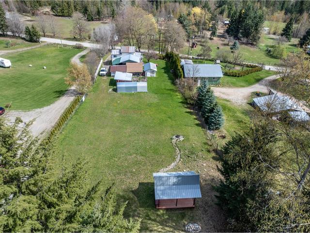 5469 Cory Road, House detached with 1 bedrooms, 2 bathrooms and null parking in Central Kootenay A BC | Image 56