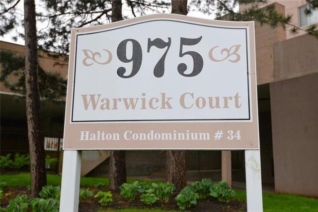 1608 - 975 Warwick Court, Condo with 2 bedrooms, 1 bathrooms and 1 parking in Burlington ON | Image 2