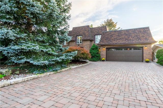36 Royal Henley Boulevard, House detached with 4 bedrooms, 2 bathrooms and 6 parking in St. Catharines ON | Image 41