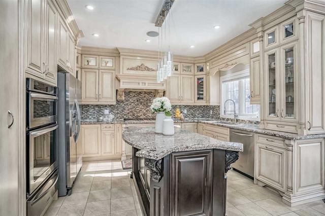 114 Budea Cres, House detached with 4 bedrooms, 5 bathrooms and 6 parking in Toronto ON | Image 8