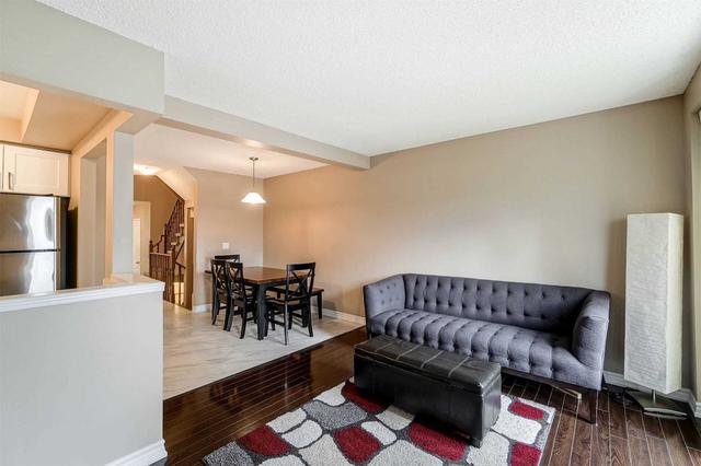 153 - 833 Scollard Crt, Townhouse with 3 bedrooms, 4 bathrooms and 1 parking in Mississauga ON | Image 32