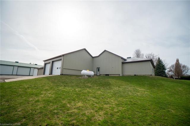 83604 Lucknow Line, House detached with 5 bedrooms, 2 bathrooms and 7 parking in Ashfield Colborne Wawanosh ON | Image 21