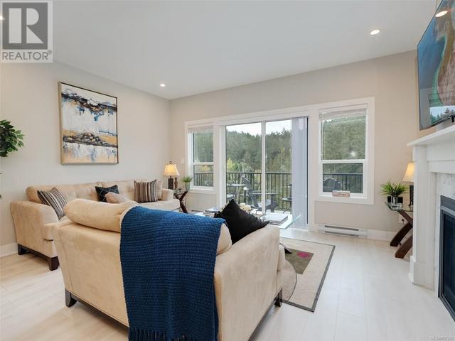 1273 Centauri Dr, House attached with 3 bedrooms, 3 bathrooms and 4 parking in Langford BC | Image 11