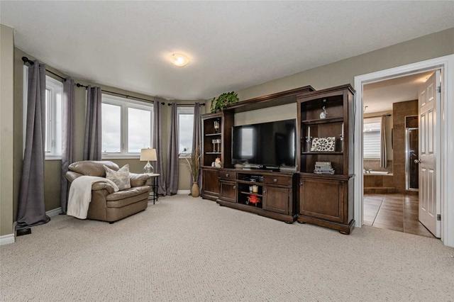 56 Ingram Dr, House detached with 5 bedrooms, 4 bathrooms and 4 parking in Guelph ON | Image 15