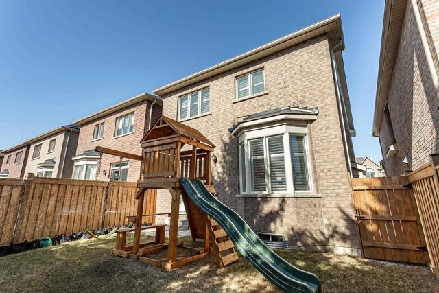 19 Fann Dr, House detached with 3 bedrooms, 3 bathrooms and 3 parking in Brampton ON | Image 18