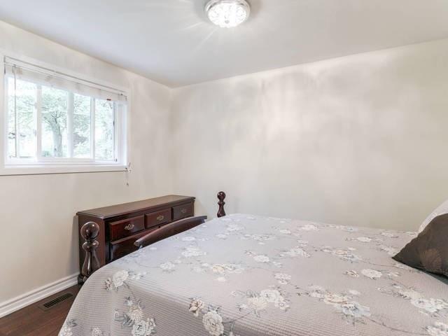 30 Shippigan Cres, House detached with 3 bedrooms, 4 bathrooms and 3 parking in Toronto ON | Image 13