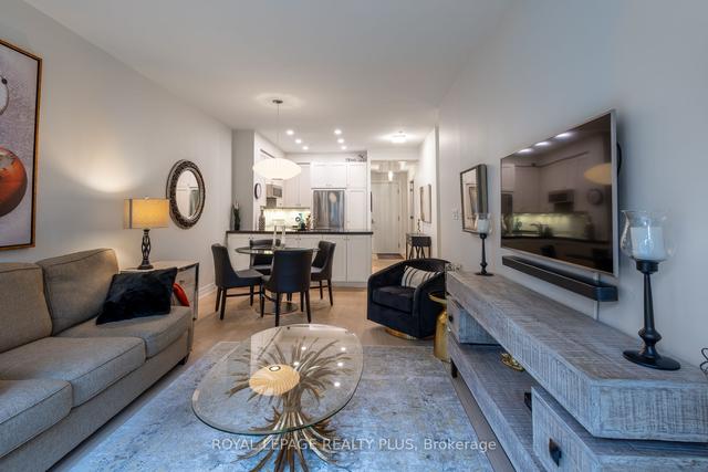 212 - 2855 Bloor St W, Condo with 1 bedrooms, 1 bathrooms and 1 parking in Toronto ON | Image 8