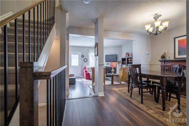 389 Pickford Drive, Townhouse with 3 bedrooms, 3 bathrooms and 3 parking in Ottawa ON | Image 15