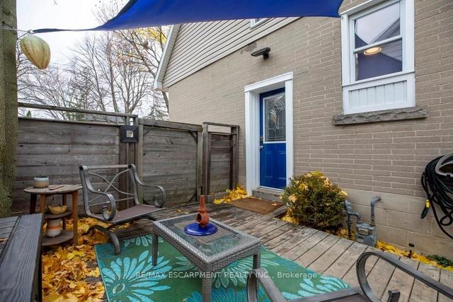 79 West 32nd St, House detached with 3 bedrooms, 1 bathrooms and 4 parking in Hamilton ON | Image 27