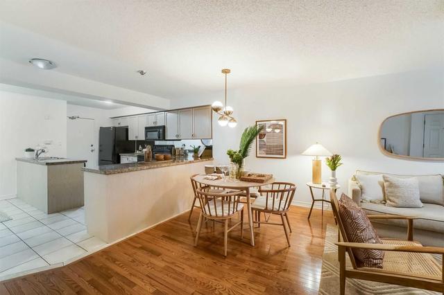 17 - 118 Finch Ave W, Townhouse with 2 bedrooms, 3 bathrooms and 2 parking in Toronto ON | Image 26
