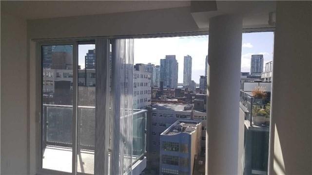 1010 - 435 Richmond St W, Condo with 2 bedrooms, 2 bathrooms and 1 parking in Toronto ON | Image 11