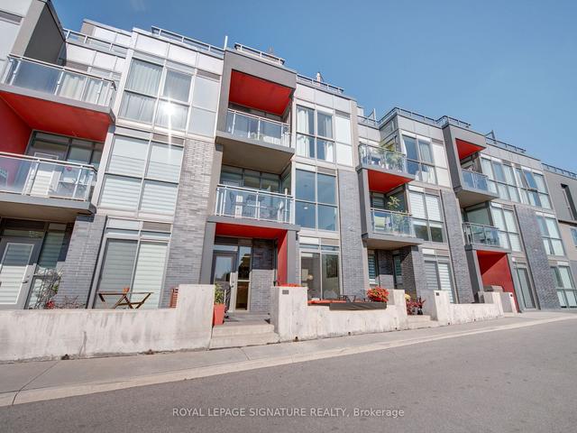 c 213 - 5260 Dundas St W, Condo with 2 bedrooms, 2 bathrooms and 2 parking in Toronto ON | Image 1