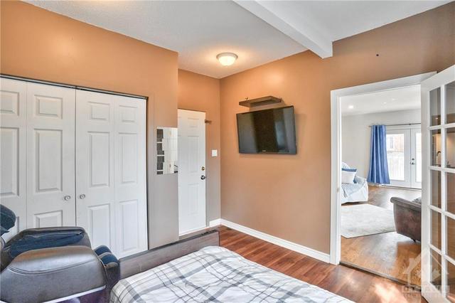 31 Hilliard Avenue, House detached with 3 bedrooms, 2 bathrooms and 3 parking in Ottawa ON | Image 14