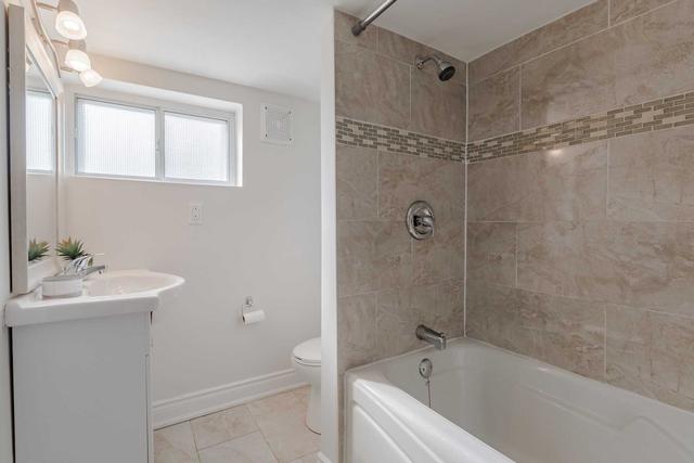 69 Jasper Ave, House detached with 3 bedrooms, 2 bathrooms and 1 parking in Toronto ON | Image 9