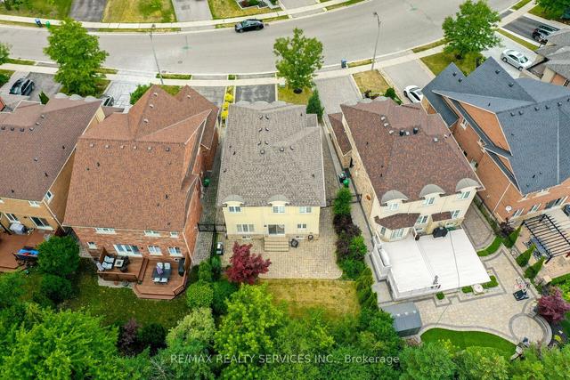 11 Belleville Dr, House detached with 4 bedrooms, 5 bathrooms and 4 parking in Brampton ON | Image 14