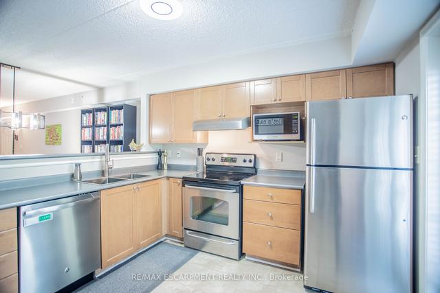 105 - 2055 Appleby Line, Condo with 1 bedrooms, 1 bathrooms and 2 parking in Burlington ON | Image 2