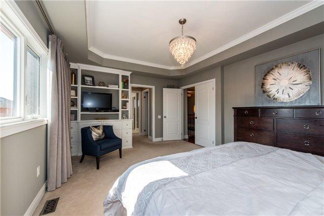 3312 Raspberry Bush Tr, House detached with 4 bedrooms, 4 bathrooms and 2 parking in Oakville ON | Image 9