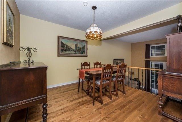 89 Jenny Wrenway, Townhouse with 3 bedrooms, 2 bathrooms and 1 parking in Toronto ON | Image 5