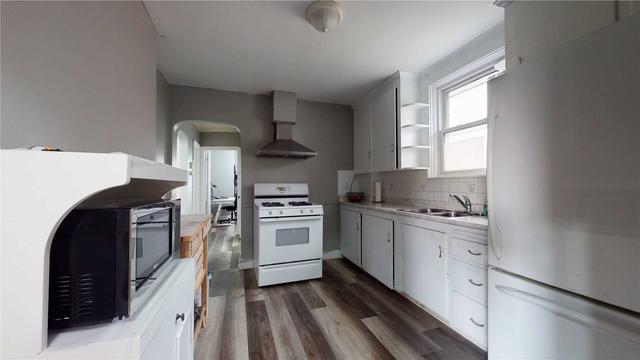 83 Twenty Seventh St, House detached with 2 bedrooms, 2 bathrooms and 3 parking in Toronto ON | Image 32