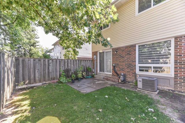 7 Sandringham Crt, Townhouse with 4 bedrooms, 3 bathrooms and 2 parking in Brampton ON | Image 20