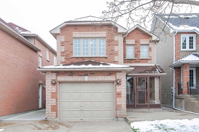 91 Mosley Cres, House detached with 3 bedrooms, 4 bathrooms and 5 parking in Brampton ON | Image 1
