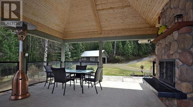 6741 Millar Road, House detached with 5 bedrooms, 3 bathrooms and null parking in Cariboo F BC | Image 28
