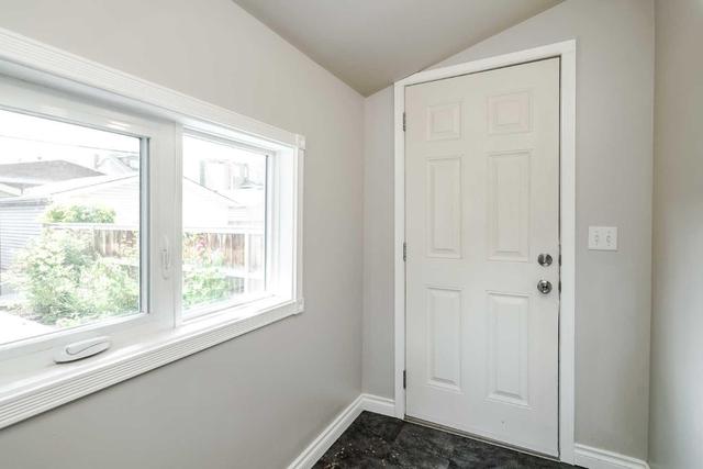 125 11 Avenue Ne, House detached with 2 bedrooms, 1 bathrooms and 2 parking in Calgary AB | Image 24