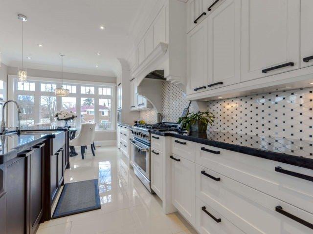 170 Park Home Ave, House detached with 4 bedrooms, 5 bathrooms and 4 parking in Toronto ON | Image 8