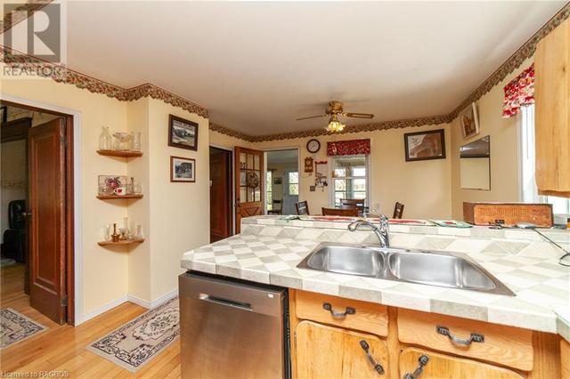138268 Grey Road 112, House detached with 5 bedrooms, 2 bathrooms and 20 parking in Meaford ON | Image 11